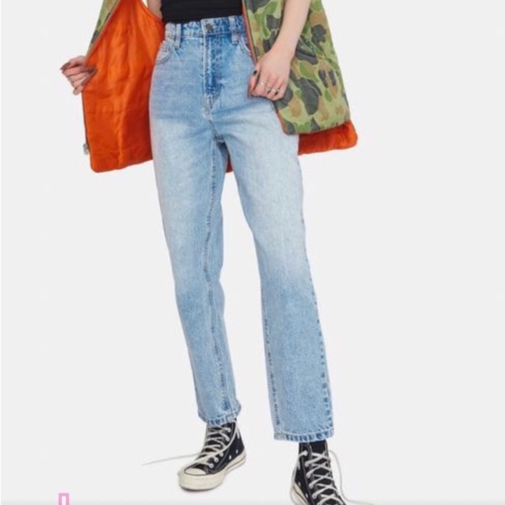 URBAN OUTFITTERS JEANS- Tapered Blue Jeans 27 NWT